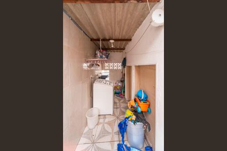 Casa à venda com 124m², 4 quartos e 1 vagaÁrea de Serviço casa 3
