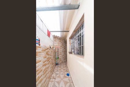 Casa à venda com 124m², 4 quartos e 1 vagaCorredor externo