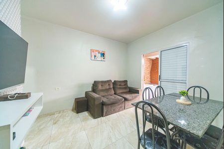 Casa à venda com 124m², 4 quartos e 1 vagaSala