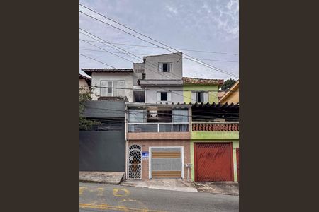 Casa à venda com 124m², 4 quartos e 1 vagaFachada