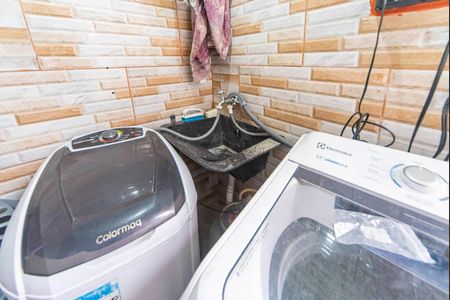 Casa à venda com 124m², 4 quartos e 1 vagaÁrea de Serviço