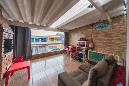 Casa à venda com 124m², 4 quartos e 1 vagaVaranda Gourmet e Área de serviço