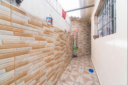 Casa à venda com 124m², 4 quartos e 1 vagaCorredor externo