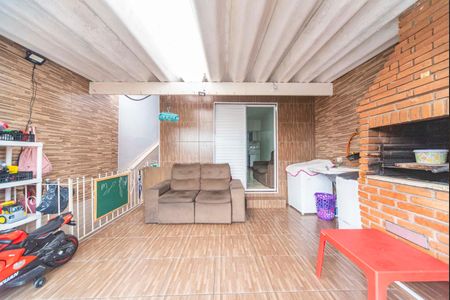 Casa à venda com 124m², 4 quartos e 1 vagaVaranda Gourmet e Área de serviço