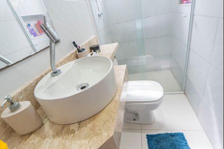 Casa à venda com 124m², 4 quartos e 1 vagaBanheiro casa 3