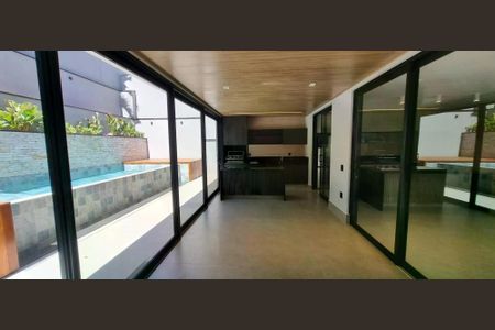 Casa de condomínio à venda com 380m², 5 quartos e 4 vagas