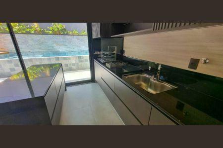Casa de condomínio à venda com 380m², 5 quartos e 4 vagas