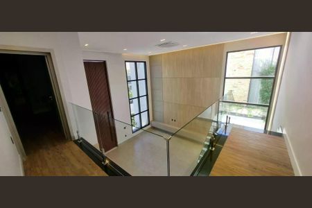 Casa de condomínio à venda com 380m², 5 quartos e 4 vagas