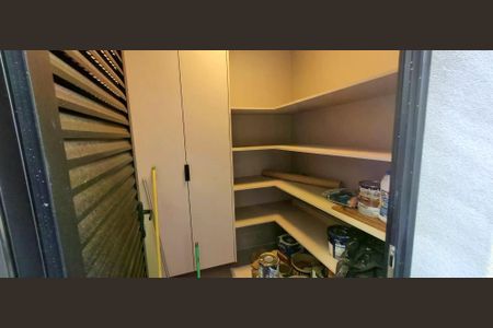 Casa de condomínio à venda com 380m², 5 quartos e 4 vagas