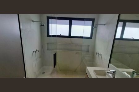 Casa de condomínio à venda com 380m², 5 quartos e 4 vagas