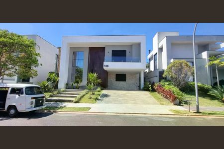 Casa de condomínio à venda com 380m², 5 quartos e 4 vagas
