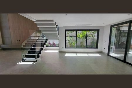 Casa de condomínio à venda com 380m², 5 quartos e 4 vagas