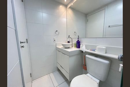 Apartamento para alugar com 30m², 1 quarto e sem vagaBanheiro da Suíte