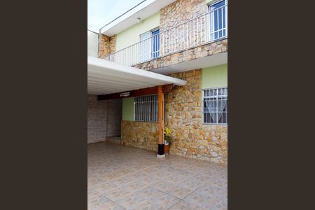 Fachada de casa à venda com 4 quartos, 350m² em Km 18, Osasco