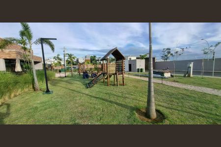 Casa de condomínio à venda com 222m², 3 quartos e 4 vagas