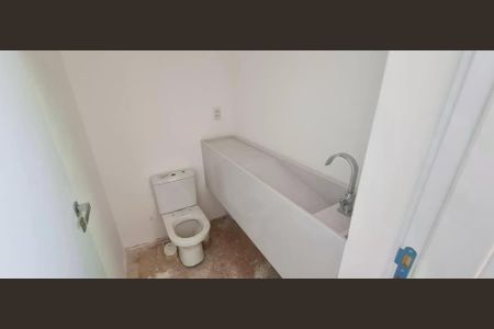 Casa de condomínio à venda com 222m², 3 quartos e 4 vagas