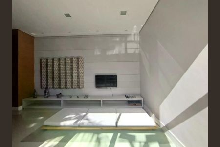 Apartamento para alugar com 184m², 3 quartos e 2 vagas