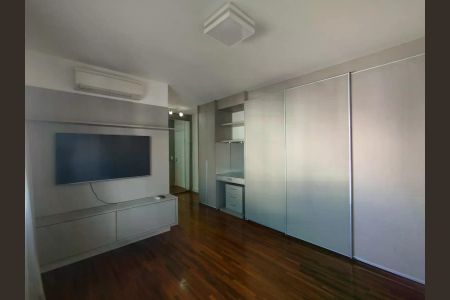 Apartamento para alugar com 184m², 3 quartos e 2 vagas