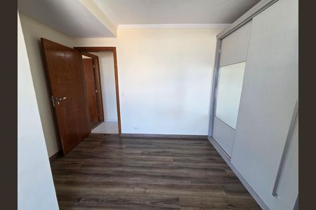 Apartamento para alugar com 92m², 2 quartos e 1 vaga Apartamento para alugar com 92m², 2 quartos e 1 vagaBanheiro da Suíte 2
