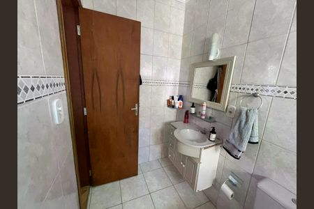 Casa à venda com 93m², 3 quartos e 2 vagas