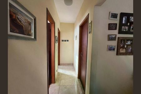 Casa à venda com 93m², 3 quartos e 2 vagas