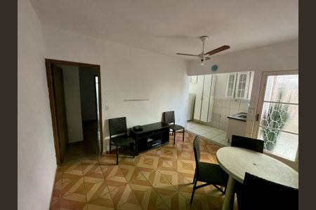 Casa à venda com 93m², 3 quartos e 2 vagas
