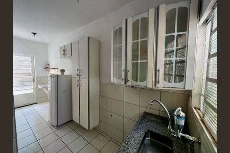 Casa à venda com 93m², 3 quartos e 2 vagas