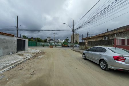 Casa para alugar com 56m², 2 quartos e 2 vagas Casa para alugar com 56m², 2 quartos e 2 vagasVista da Rua