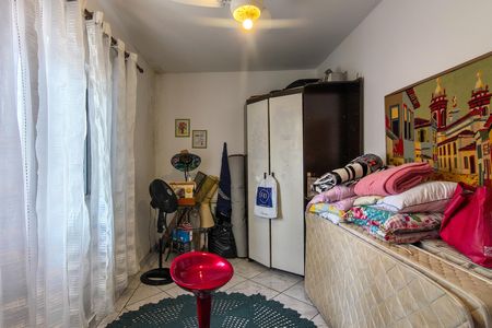 Casa para alugar com 56m², 2 quartos e 2 vagas Casa para alugar com 56m², 2 quartos e 2 vagasQuarto 1