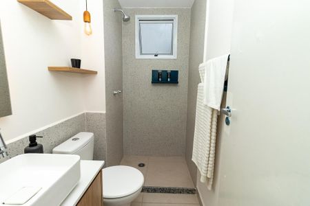Apartamento para alugar com 39m², 2 quartos e sem vaga Apartamento para alugar com 39m², 2 quartos e sem vagaBanheiro