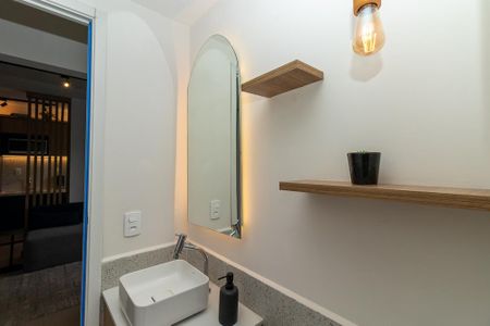 Apartamento para alugar com 39m², 2 quartos e sem vaga Apartamento para alugar com 39m², 2 quartos e sem vagaBanheiro