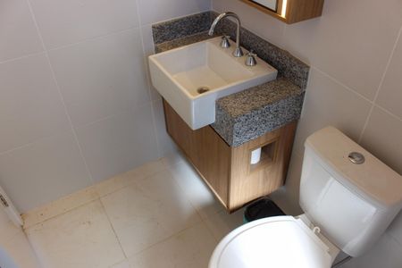 Apartamento para alugar com 55m², 2 quartos e 1 vagaBanheiro da Suíte 1