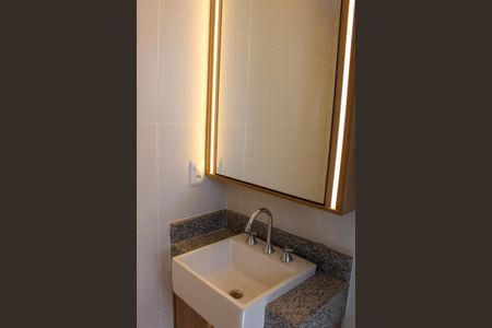 Apartamento para alugar com 55m², 2 quartos e 1 vagaBanheiro da Suíte 1