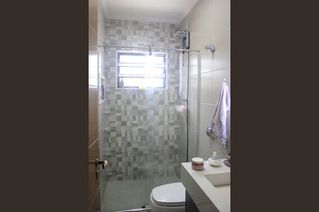Casa de condomínio à venda com 100m², 3 quartos e 2 vagasBanheiro social