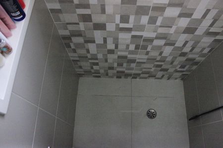 Casa de condomínio à venda com 100m², 3 quartos e 2 vagasBanheiro social