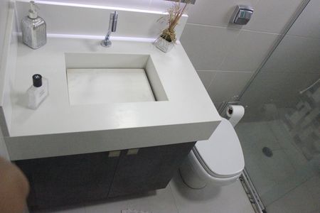 Casa de condomínio à venda com 100m², 3 quartos e 2 vagasBanheiro da Suíte