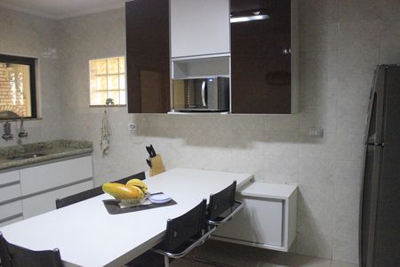 Casa de condomínio à venda com 100m², 3 quartos e 2 vagasCozinha