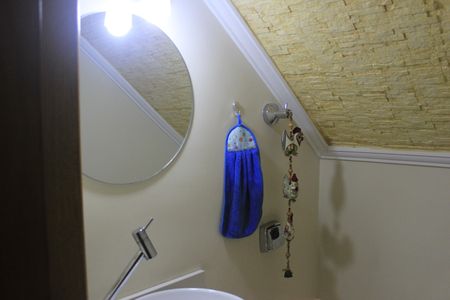 Casa de condomínio à venda com 100m², 3 quartos e 2 vagasLavabo