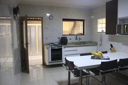 Casa de condomínio à venda com 100m², 3 quartos e 2 vagasCozinha