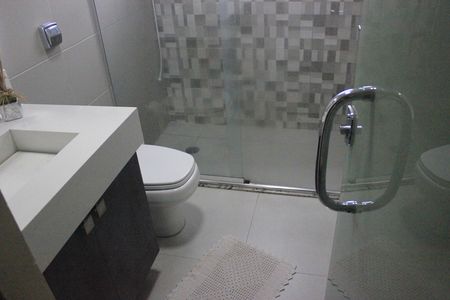 Casa de condomínio à venda com 100m², 3 quartos e 2 vagasBanheiro da Suíte