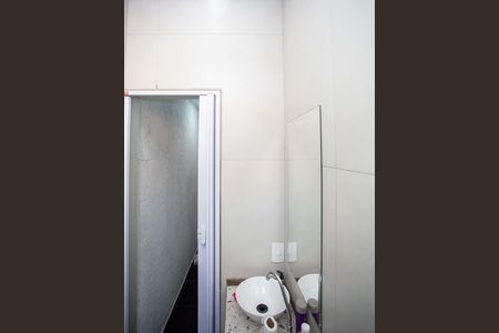 Casa para alugar com 60m², 2 quartos e 1 vagaBanheiro social