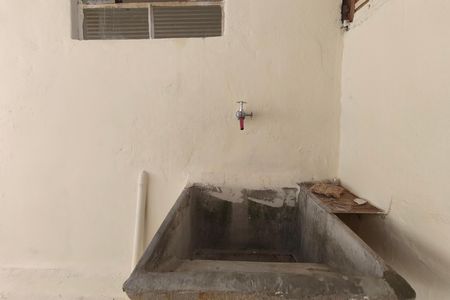 Casa para alugar com 40m², 1 quarto e 1 vagaÁrea de Serviço