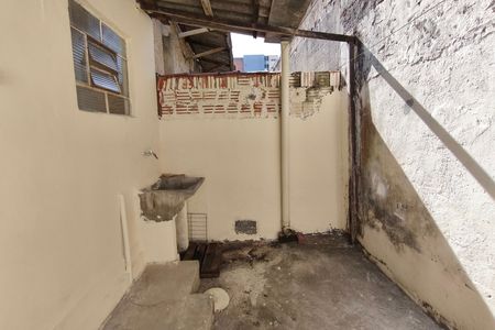 Casa para alugar com 40m², 1 quarto e 1 vagaÁrea de Serviço