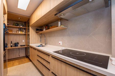 Apartamento à venda com 165m², 2 quartos e 2 vagas