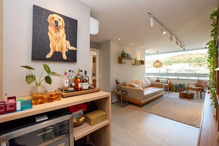 Apartamento à venda com 165m², 2 quartos e 2 vagas