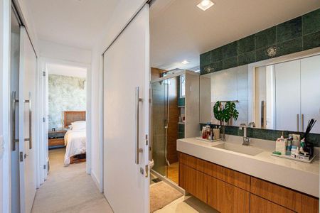 Apartamento à venda com 165m², 2 quartos e 2 vagas