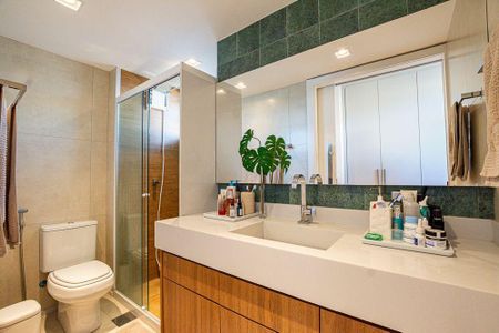 Apartamento à venda com 165m², 2 quartos e 2 vagas