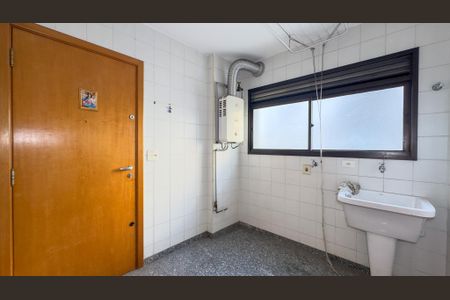 Apartamento à venda com 140m², 3 quartos e 3 vagas Apartamento à venda com 140m², 3 quartos e 3 vagasÁrea de Serviço