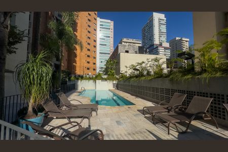 Apartamento à venda com 140m², 3 quartos e 3 vagas Apartamento à venda com 140m², 3 quartos e 3 vagasPiscina