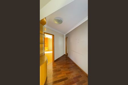 Apartamento à venda com 140m², 3 quartos e 3 vagas Apartamento à venda com 140m², 3 quartos e 3 vagasCorredor